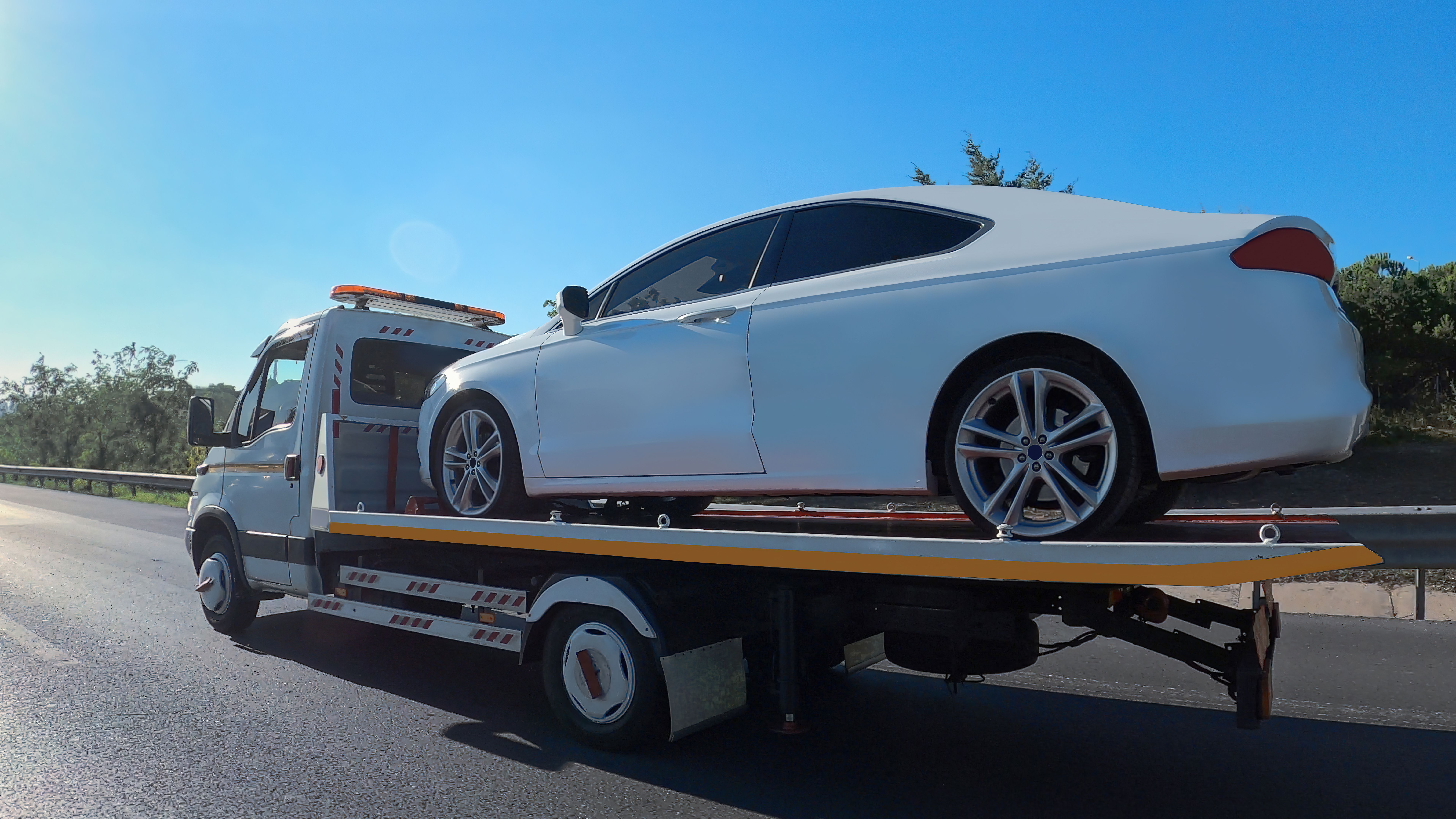 BATTLE'S TOWING AND RECOVERY in La Grange, NC