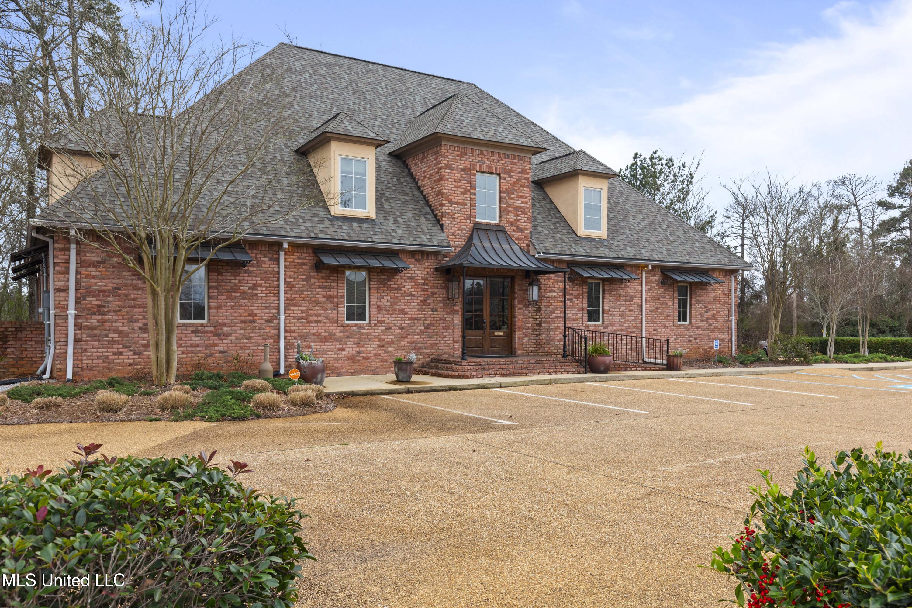 Blue South Real Estate Group in Brandon, MS