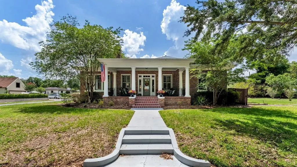 The Market Realty Co in Auburndale, FL