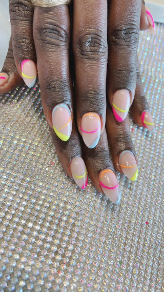 Cosmopolitan Nail Salon and Spa in Tomball, TX