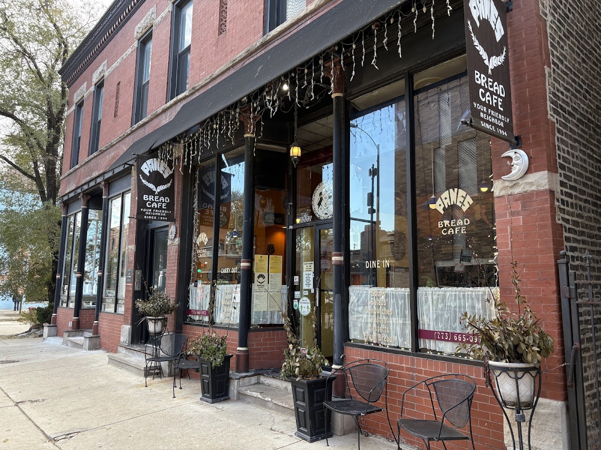 Panes Bread Cafe in Chicago, IL