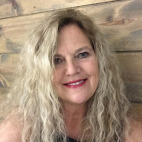 Holly's: A Salon in Richfield, OH (5)