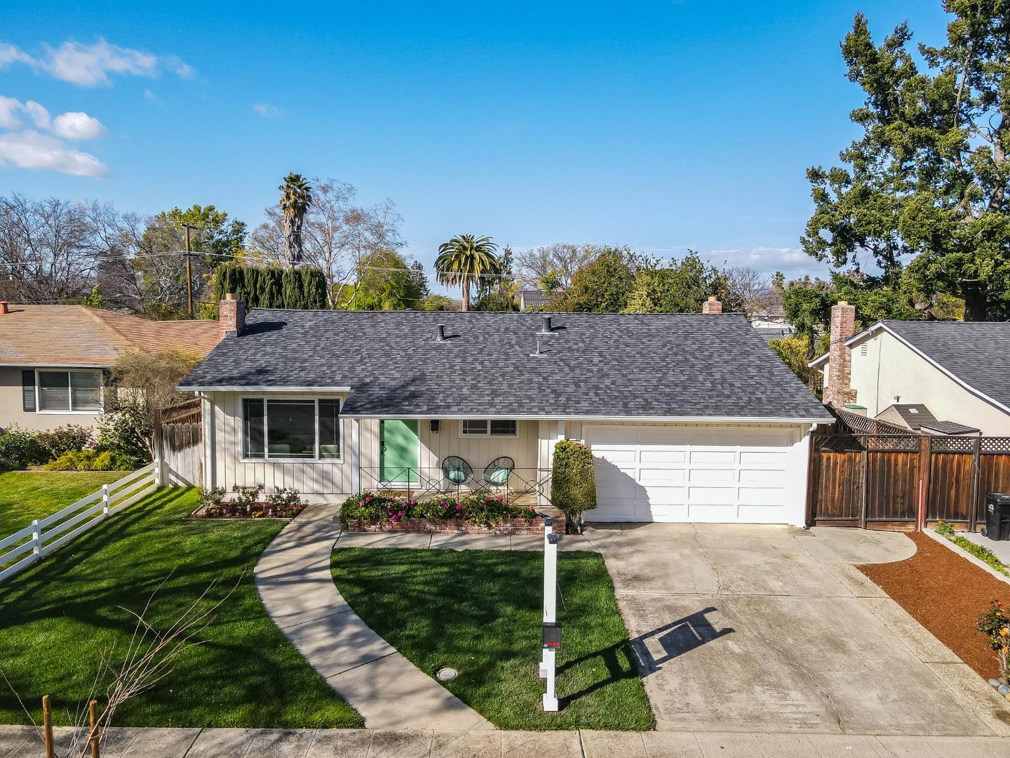 Marcie Soderquist REALTOR in Los Altos, CA (6)