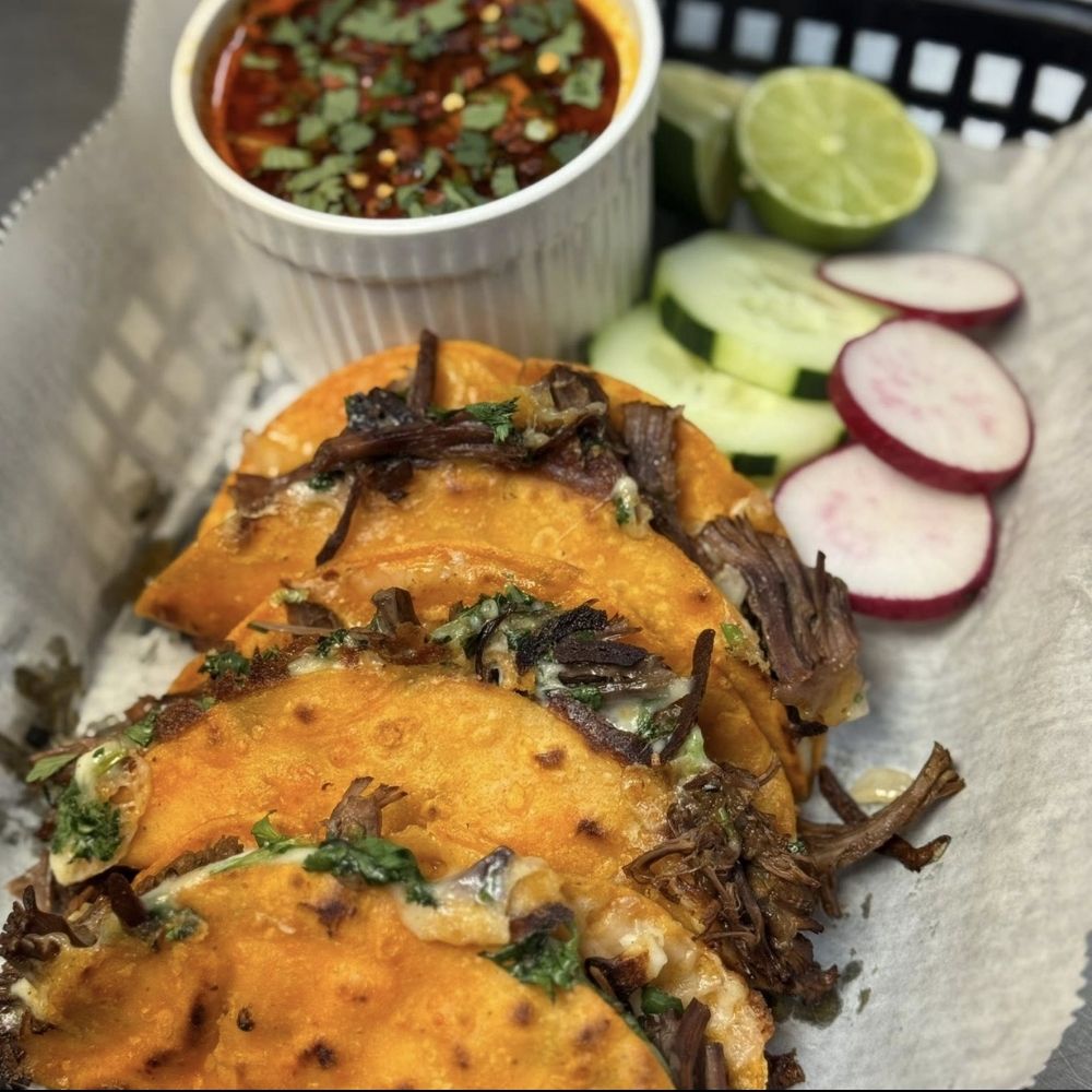 Los Jefes Castillo FOOD TRUCK in Calhoun, GA (5)