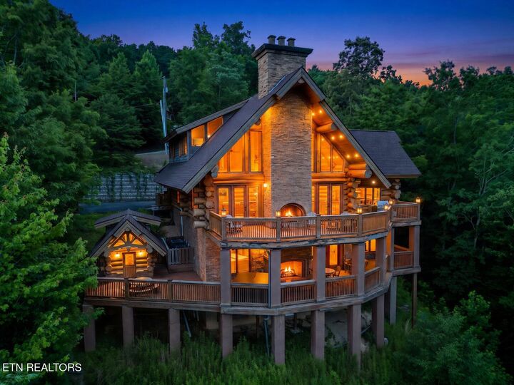 Sherry Scott Moore, Real Estate Broker in Wills Point, TX (5)