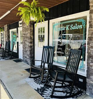 Kenzie K Salon in Painesville, OH (3)