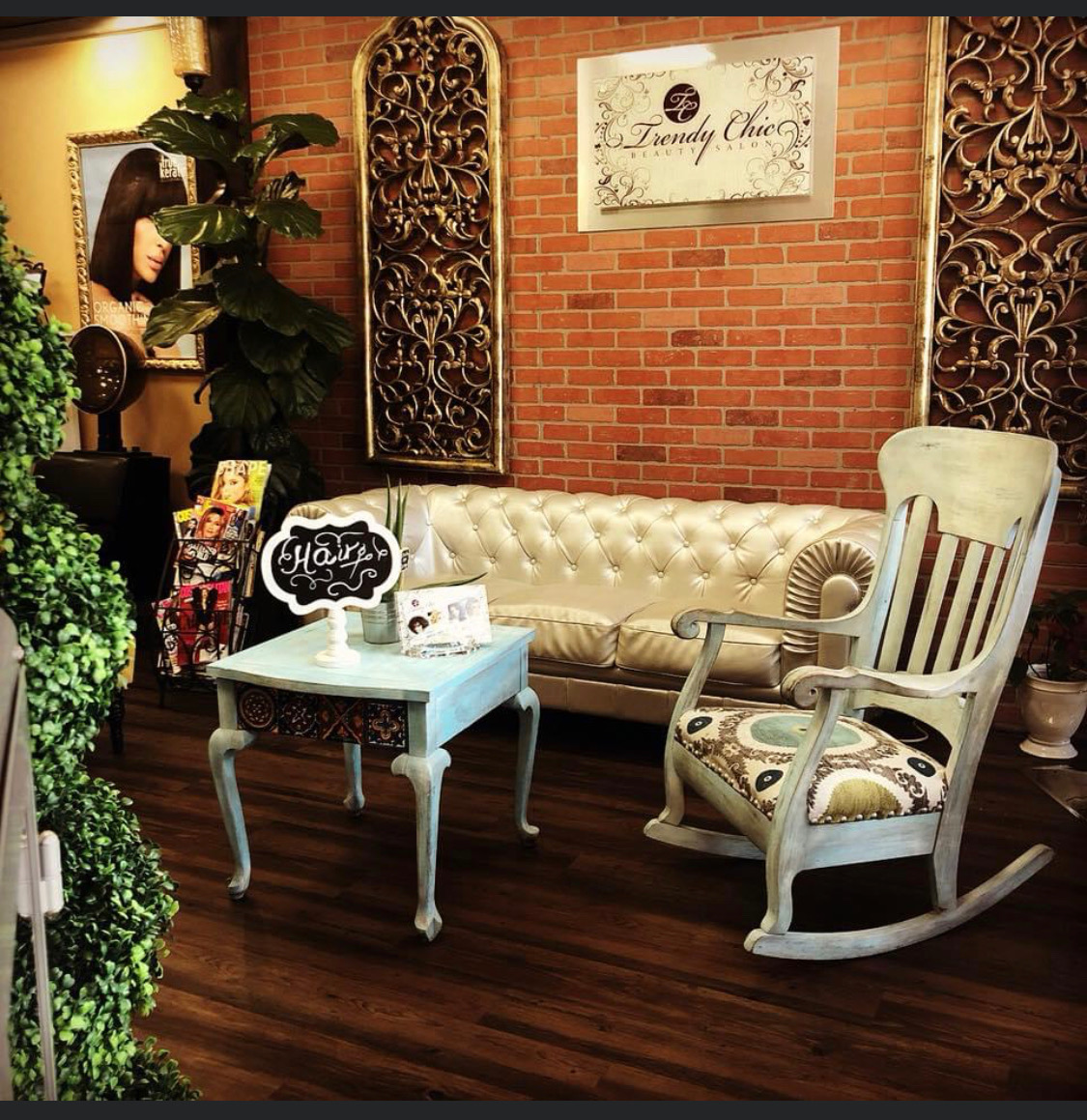 Trendy Chic Beauty Salon in National City, CA