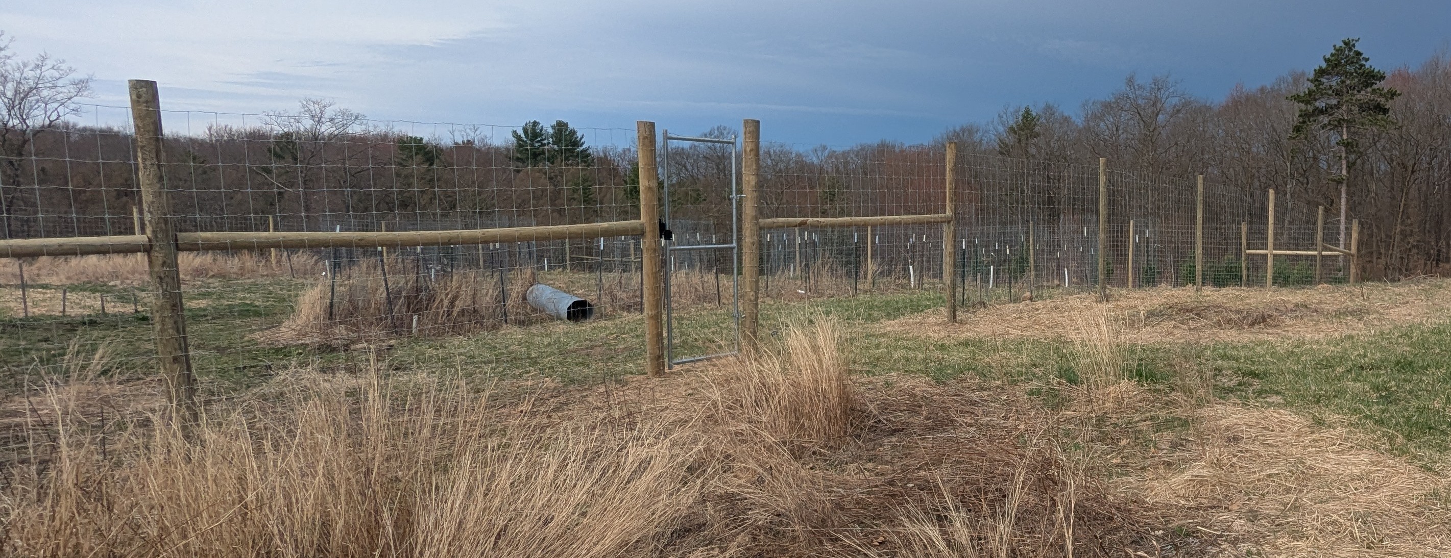 H S Fence Company in Fall Creek, WI (3)