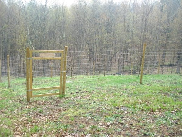H S Fence Company in Fall Creek, WI (6)