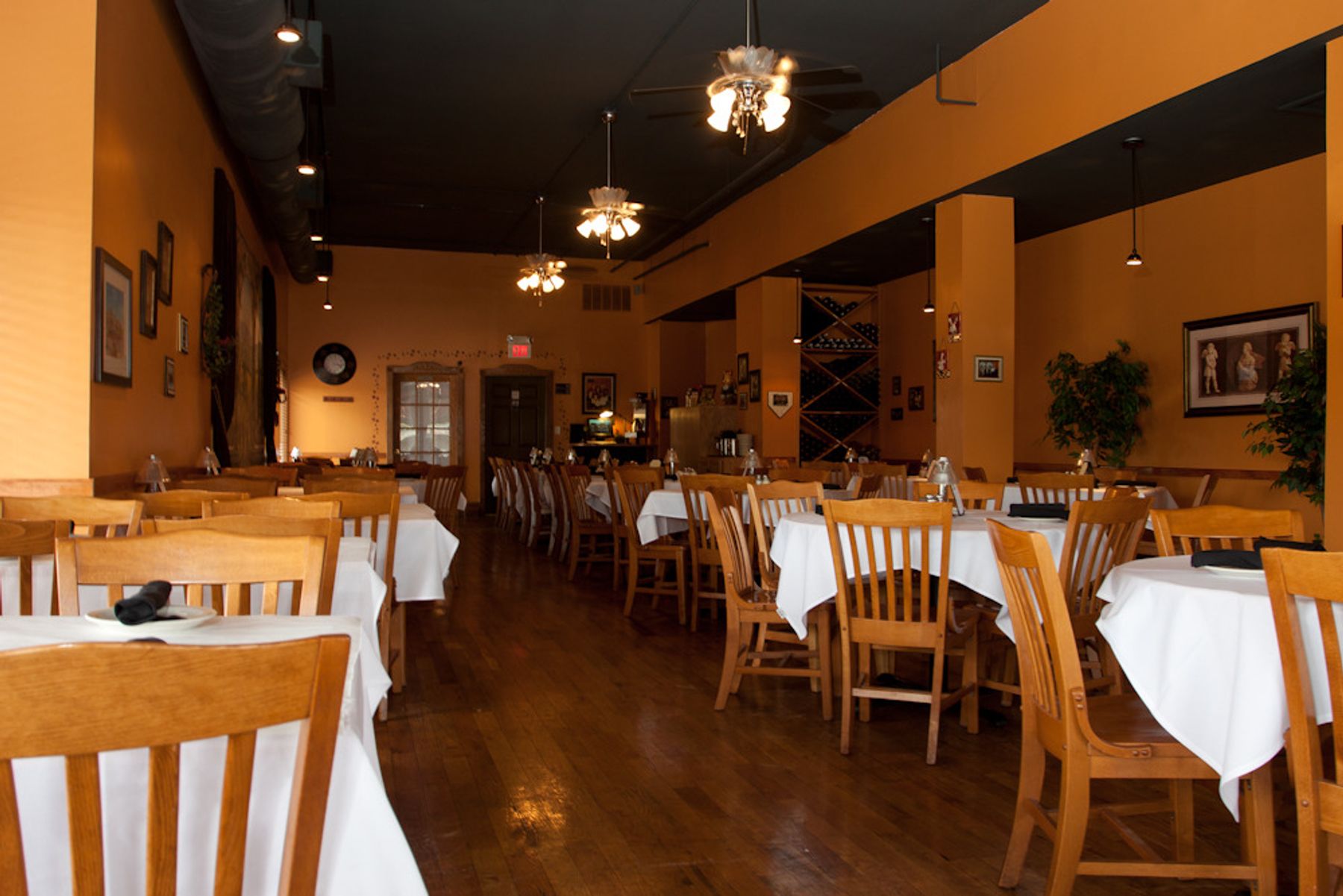 Mamma Onesta's Italian Restaurant in Canton, GA