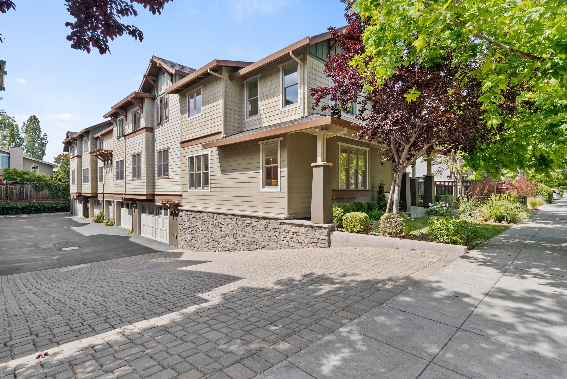 The Caroline K. Huo Group in Burlingame, CA (5)