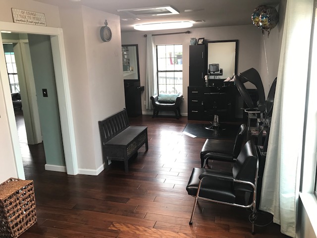 Eriselda's Salon & Boutique in Hutto, TX (4)