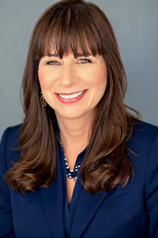 Lori Maffeo, Pittsburgh Real Estate Agent in Pittsburgh, PA (4)