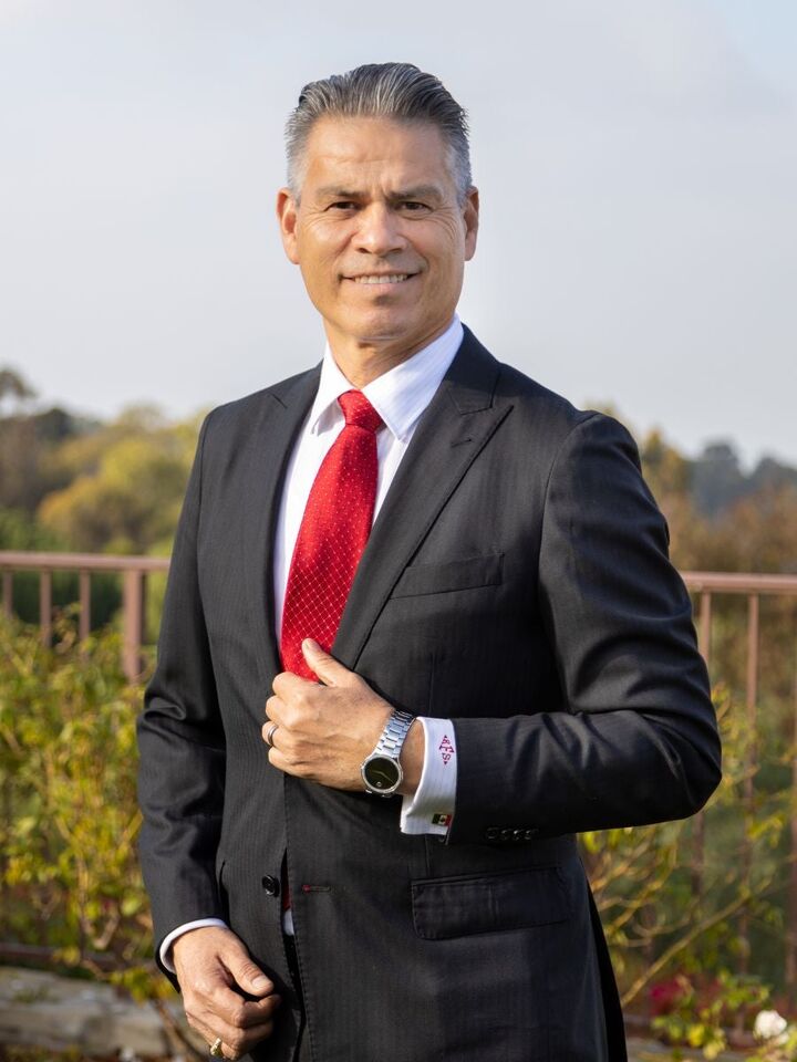 Ray Fernandez-Silva Real Estate Group - Brokered by BHHS in Cerritos, CA (5)