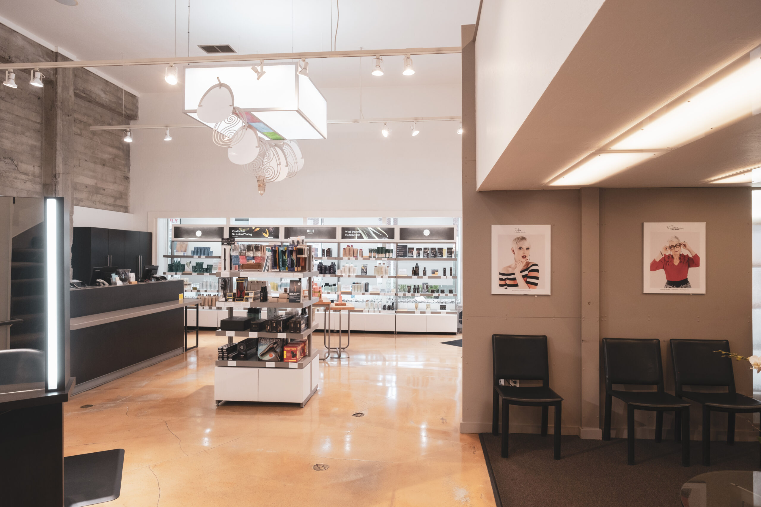 Juut Salonspa in Palo Alto, CA