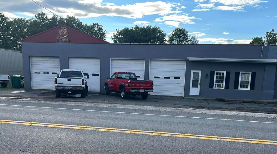 Hawk's Auto Repair in Mt Crawford, VA (2)