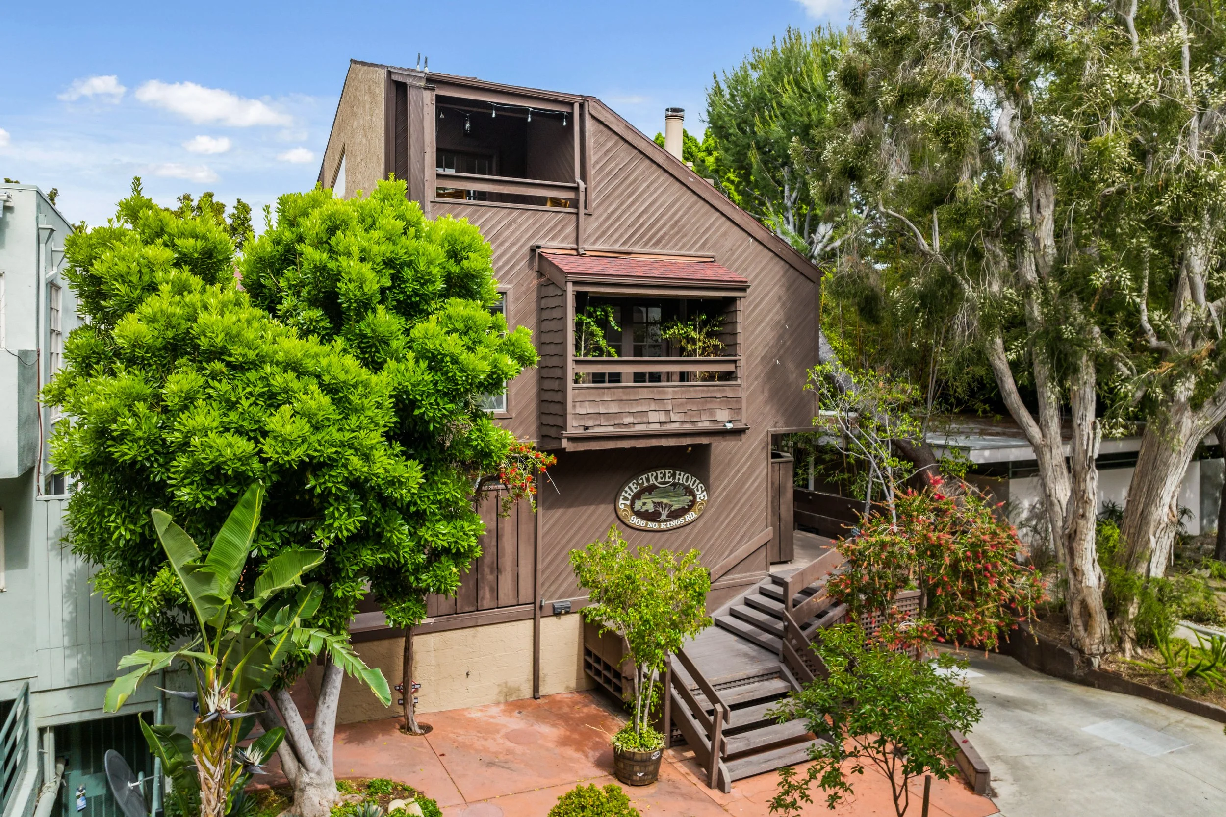 Ian & Kimberly Rhodes, Real Estate Agents & Advisors in Los Angeles, CA (5)