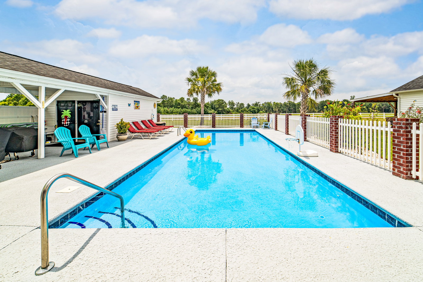Core 1st Realty Group, The Beth And Sammie Jo Team in Aynor, SC