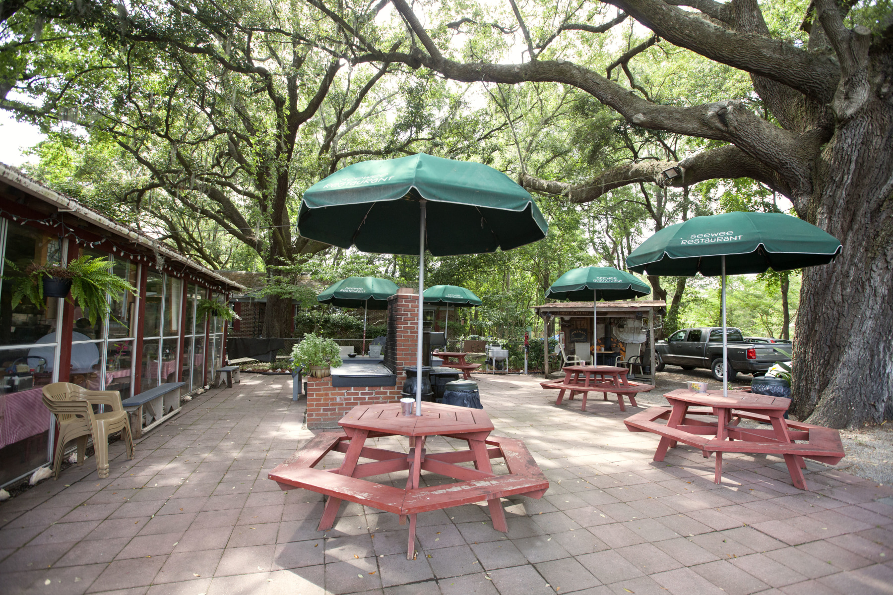 Seewee Restaurant in Awendaw, SC