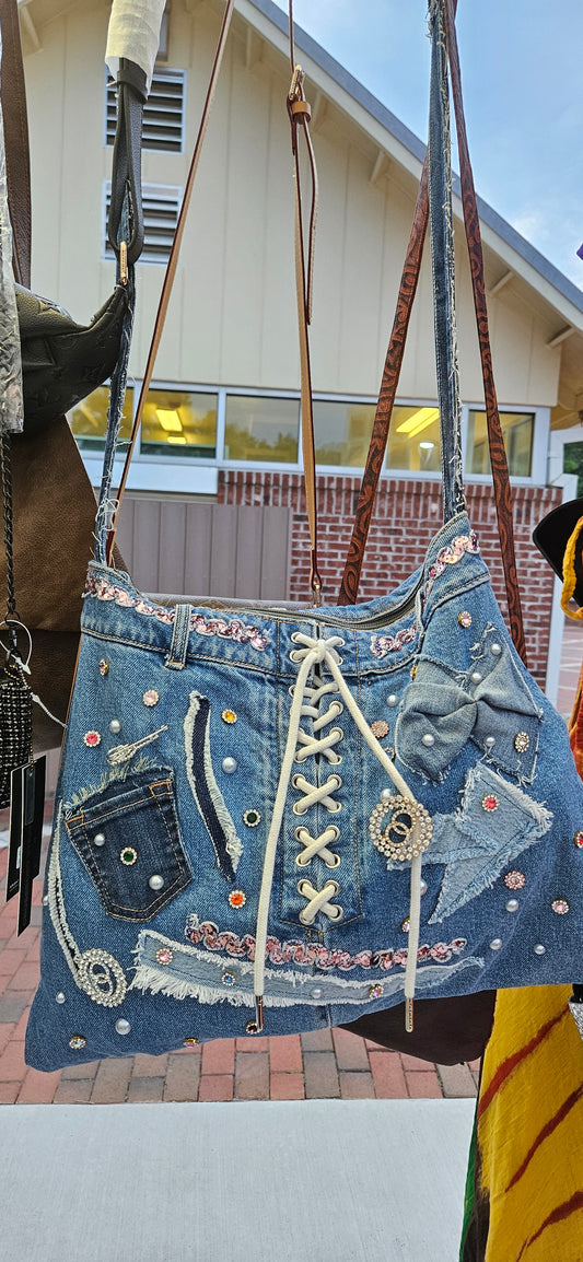 Synola Designs Boutique in Riverdale, GA (6)