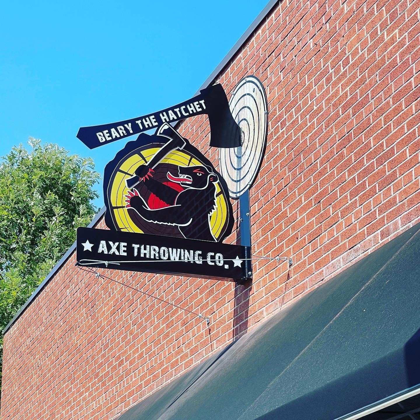 Beary The Hatchet Axe Throwing in New Bern, NC (5)