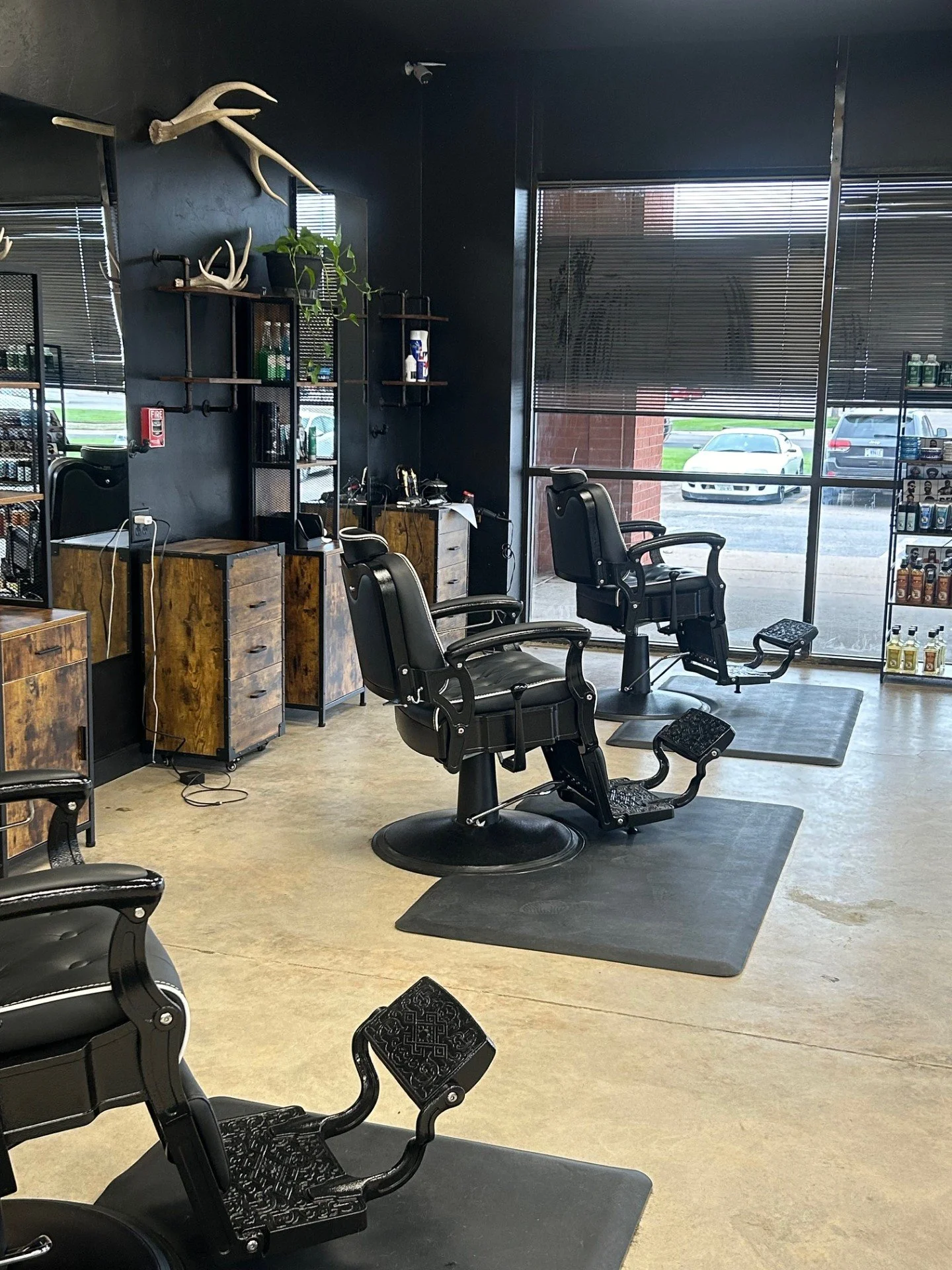 The Bearded Buck Barbershop in Amarillo, TX (5)