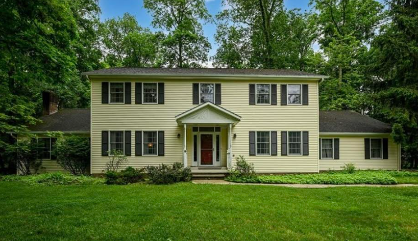 Kaye Trivisonno - Real Estate Agent in Strongsville, OH (4)