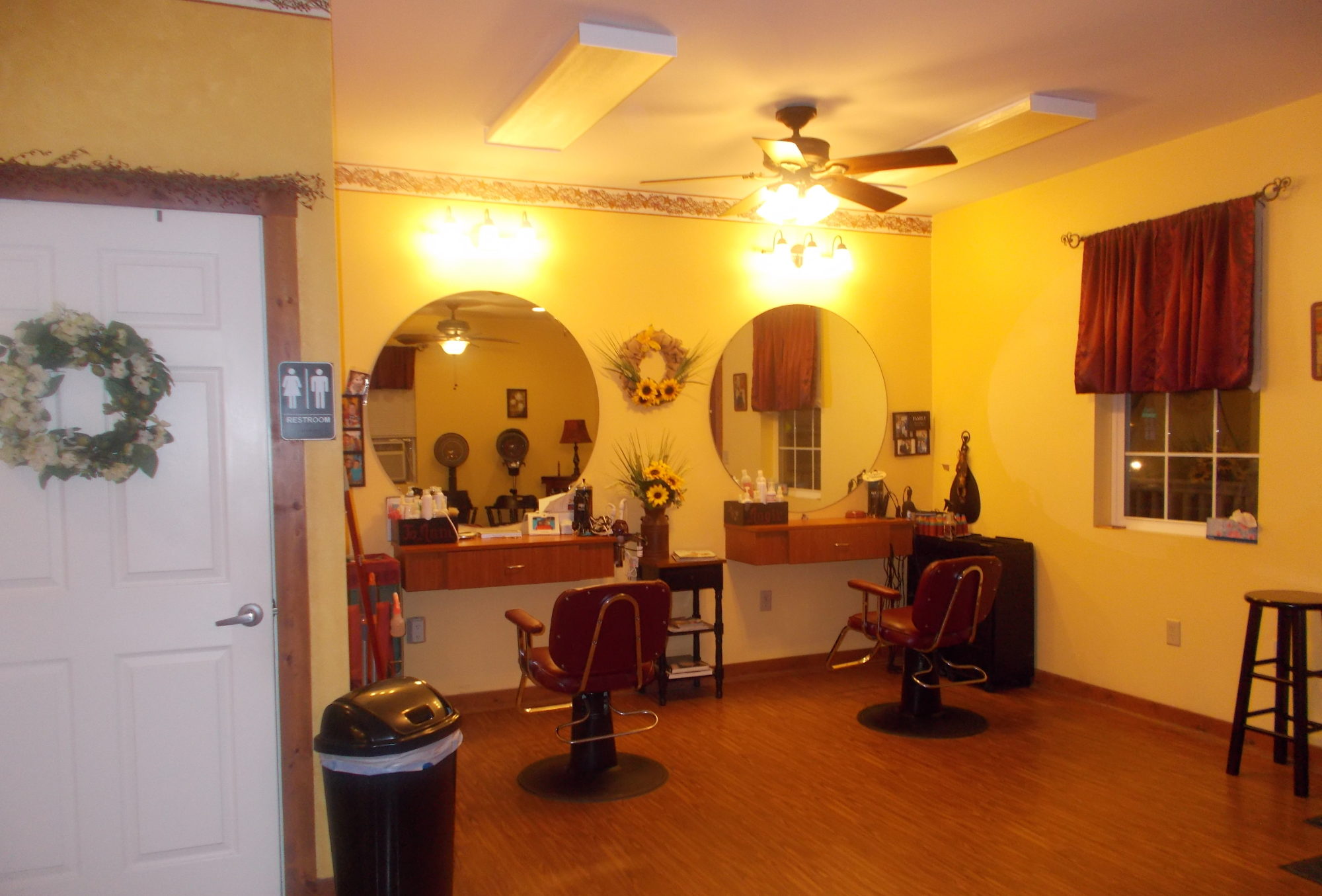 Villa Hair Studio in Robesonia, PA