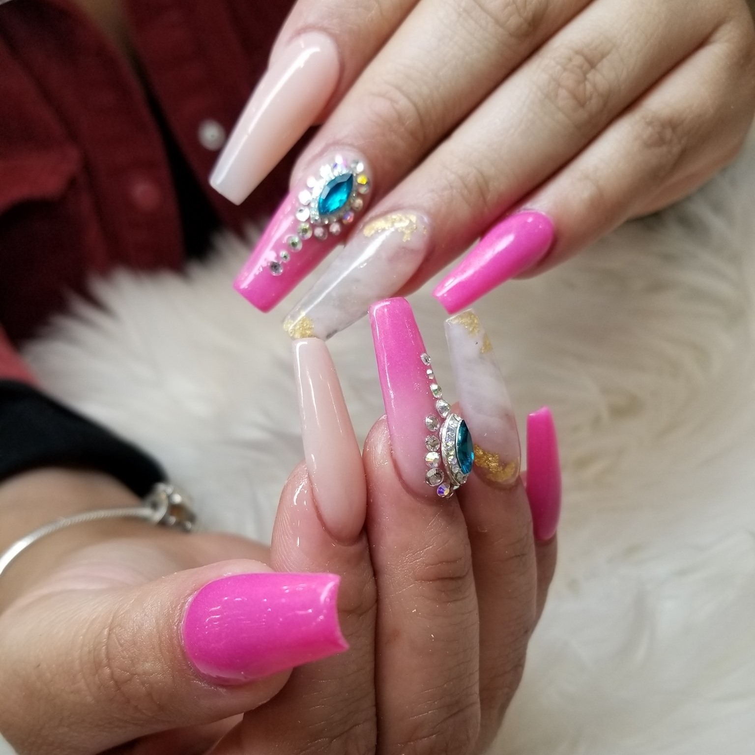 Apex Nails and Spa in Falls Church, VA
