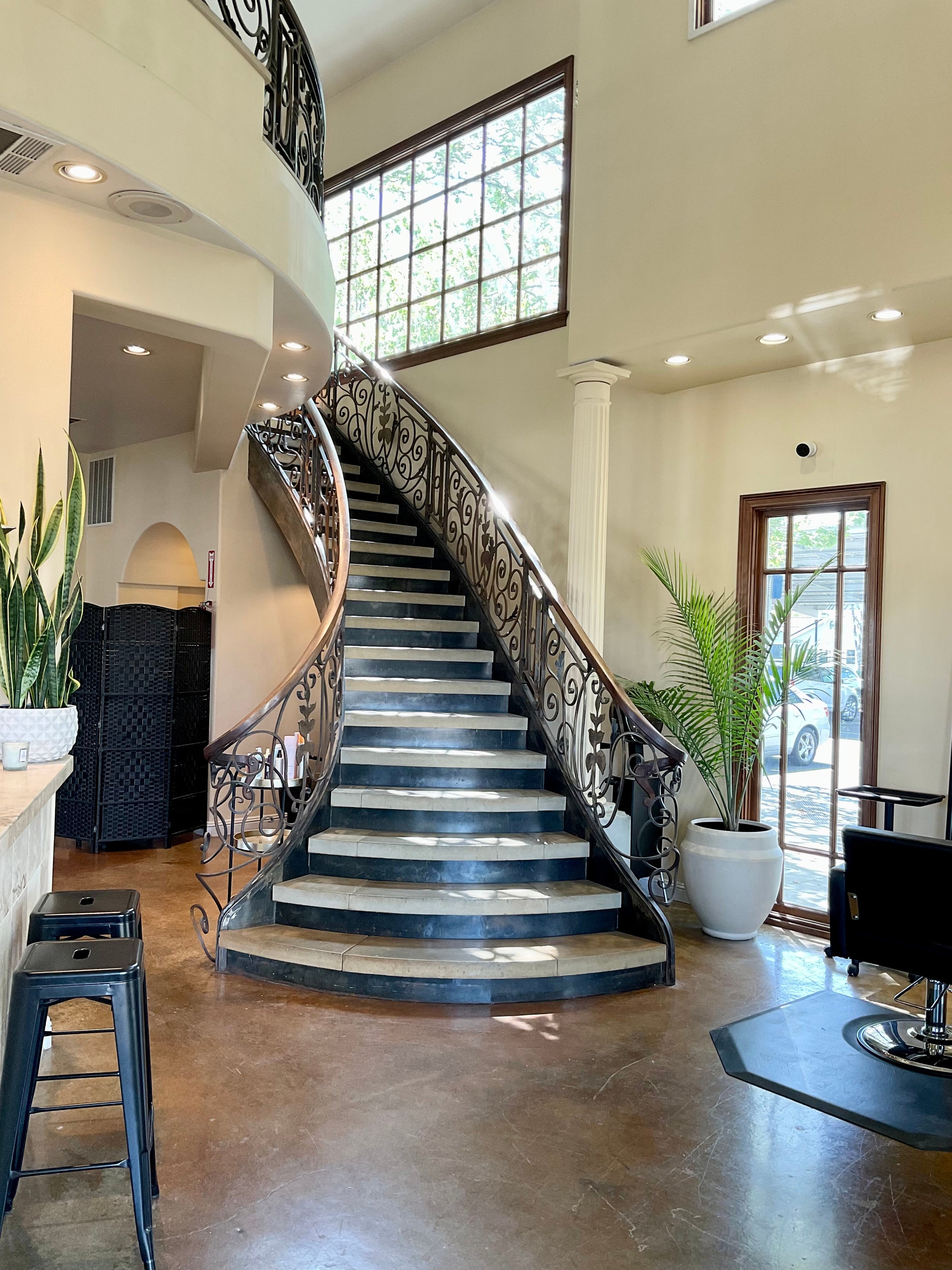 The Gallery Waterfront Salon & Spa in Suisun City, CA