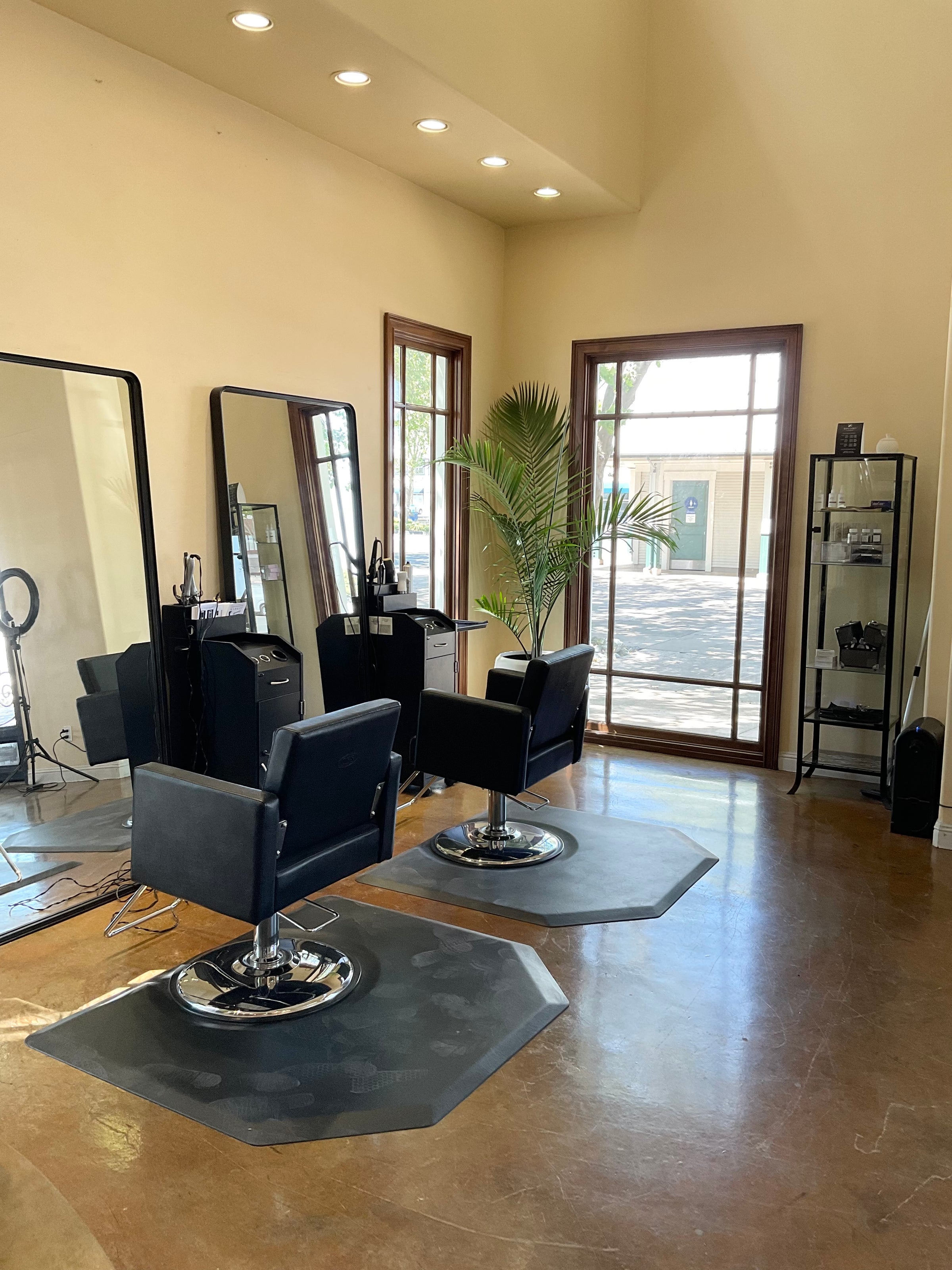 The Gallery Waterfront Salon & Spa in Suisun City, CA (2)