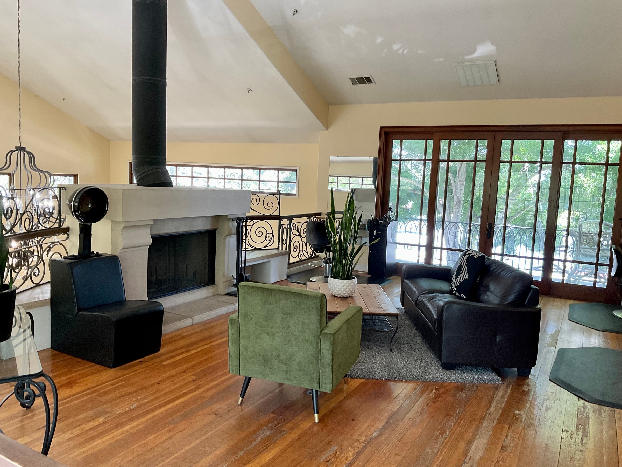 The Gallery Waterfront Salon & Spa in Suisun City, CA (3)