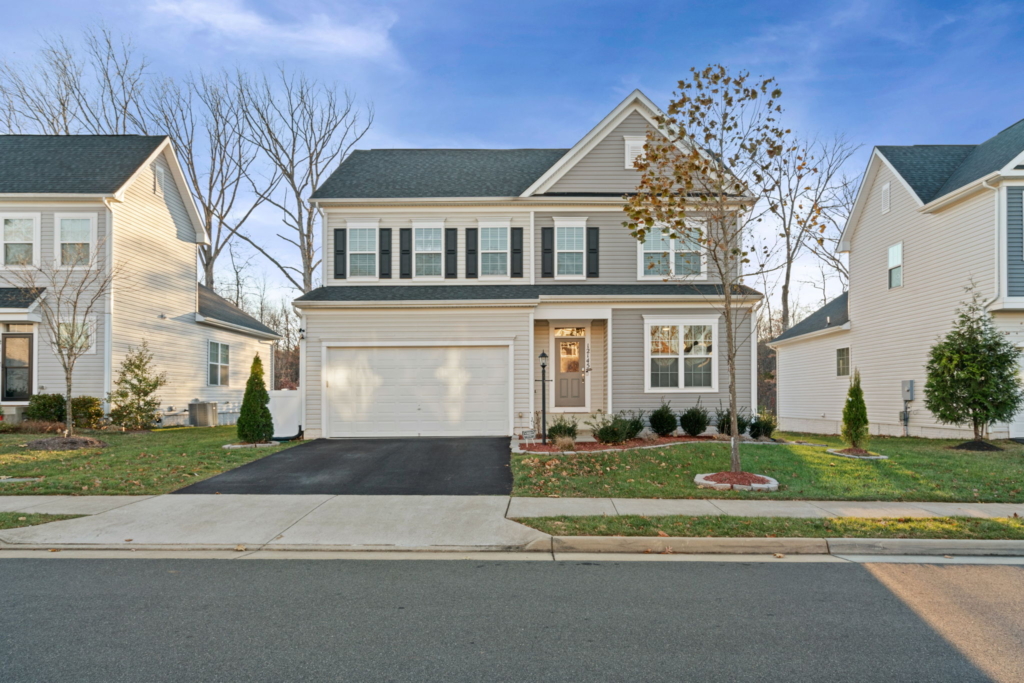 Walker Realtors in Bowling Green, VA (2)