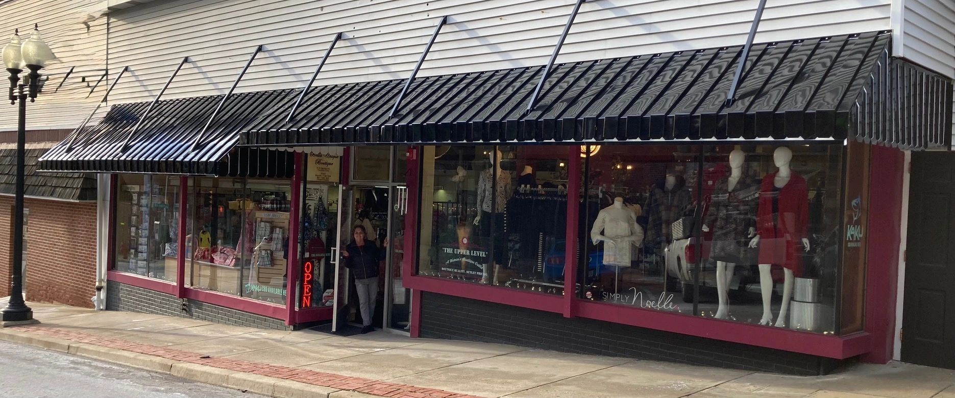 Bella Unique Boutique in Greensburg, PA