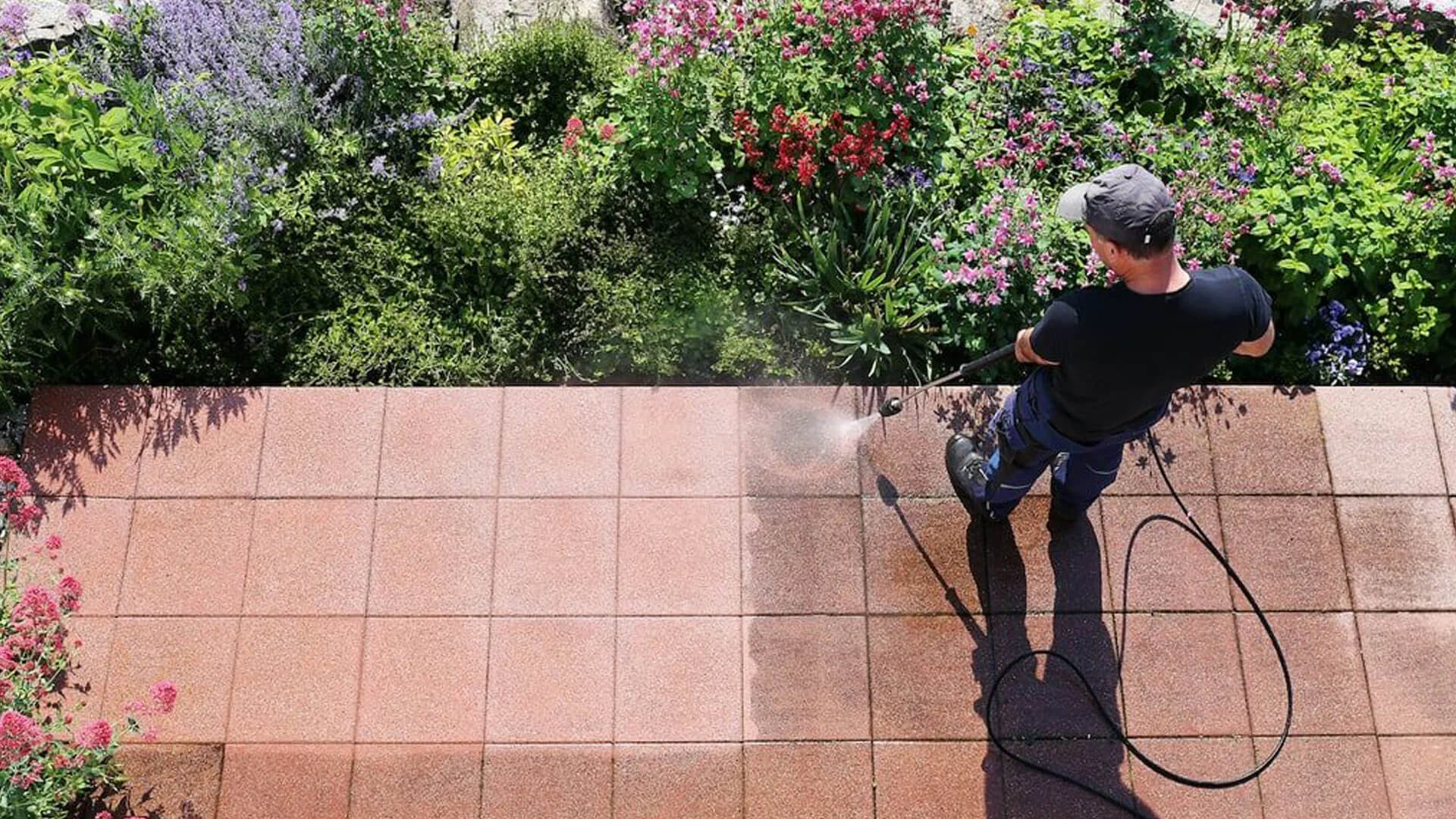 Under Pressure Power Washing in Evansville, WI