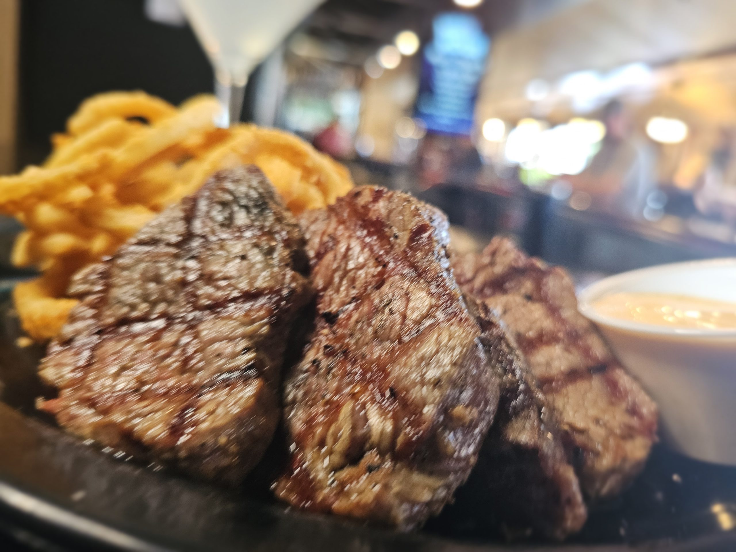 Manhattan's American Bar & Grill in Carol Stream, IL (6)