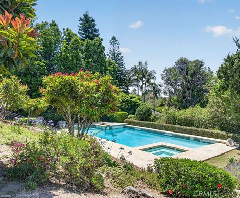Thomas Real Estate Group in Villa Park, CA