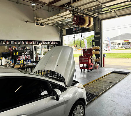 Rev-Up Auto Hurst in Hurst, TX (4)