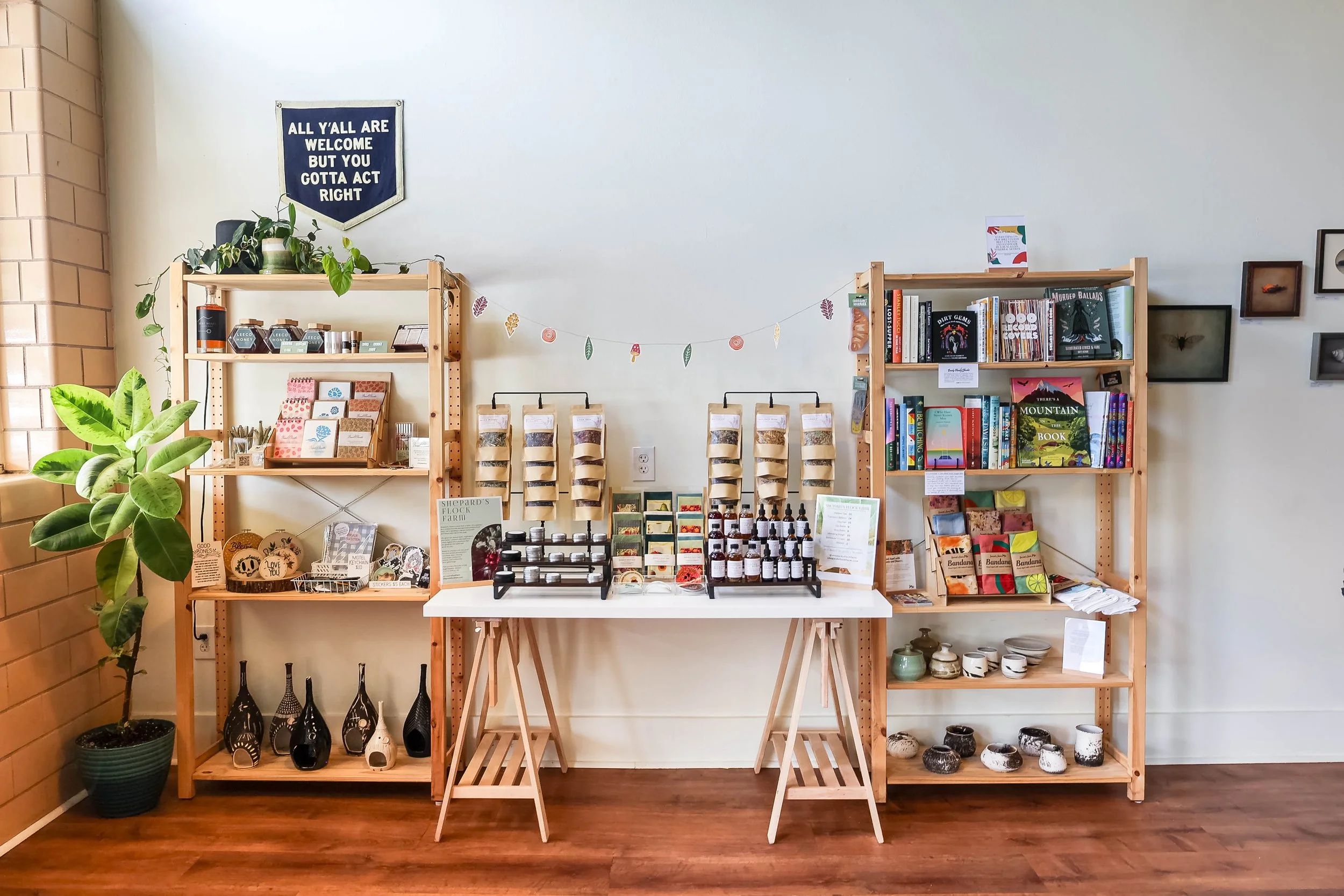 Lo-Fi Coffee House & Studio in Elgin, TX (5)
