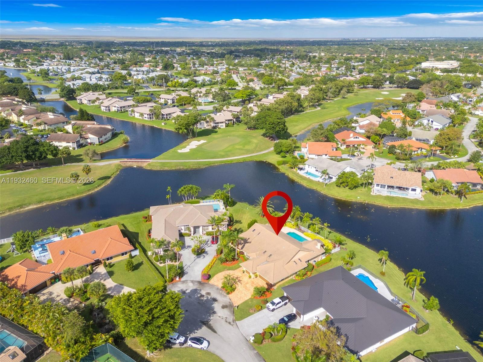 Sharon Wong Hollis at RE/MAX InterAction Realty in Tamarac, FL (3)