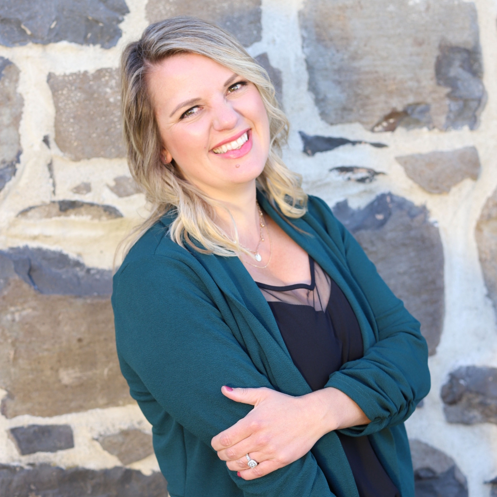 Kelly Robinson, Realtor in Petaluma, CA (2)