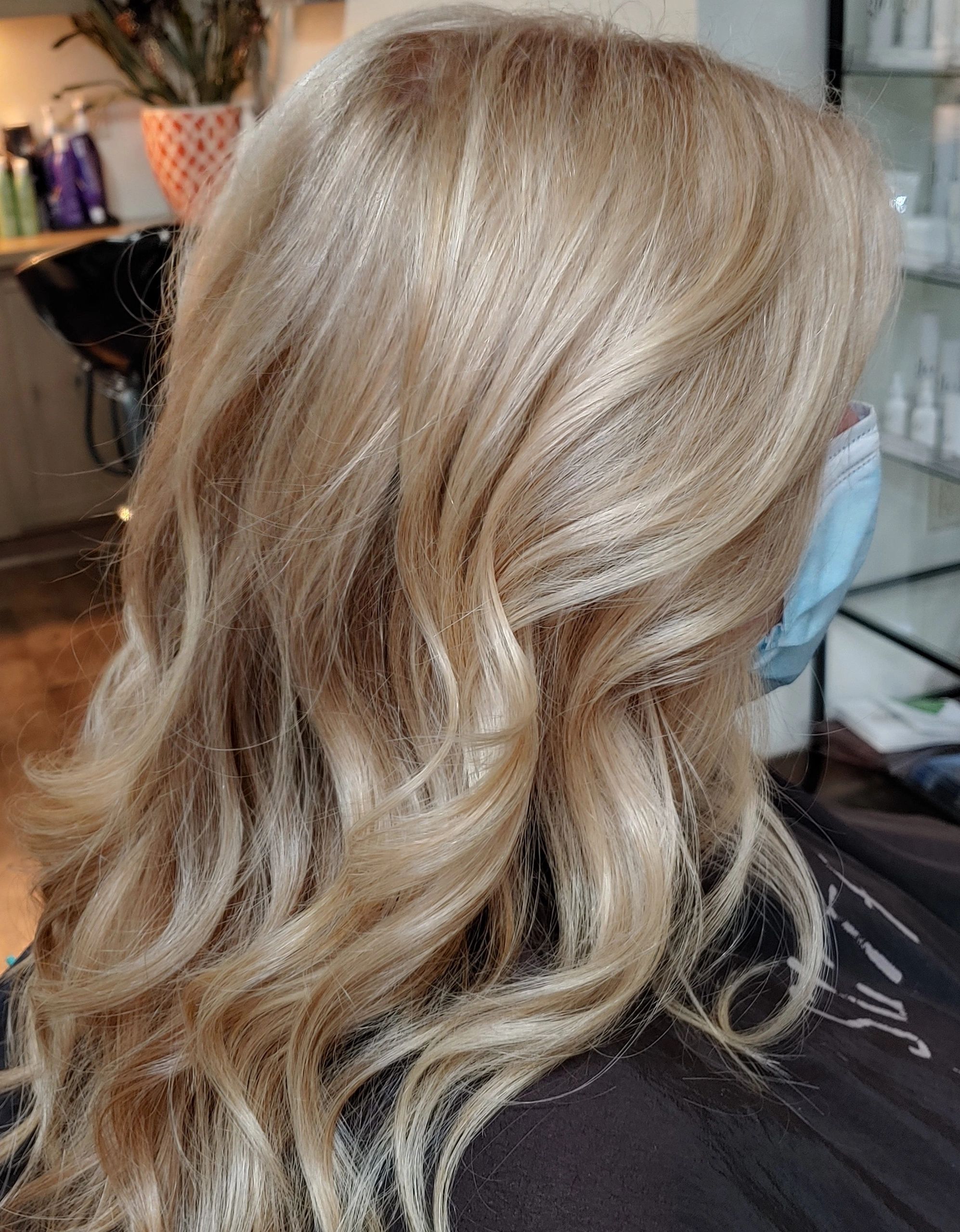 Prana Salon LLC in Twin Lakes, WI