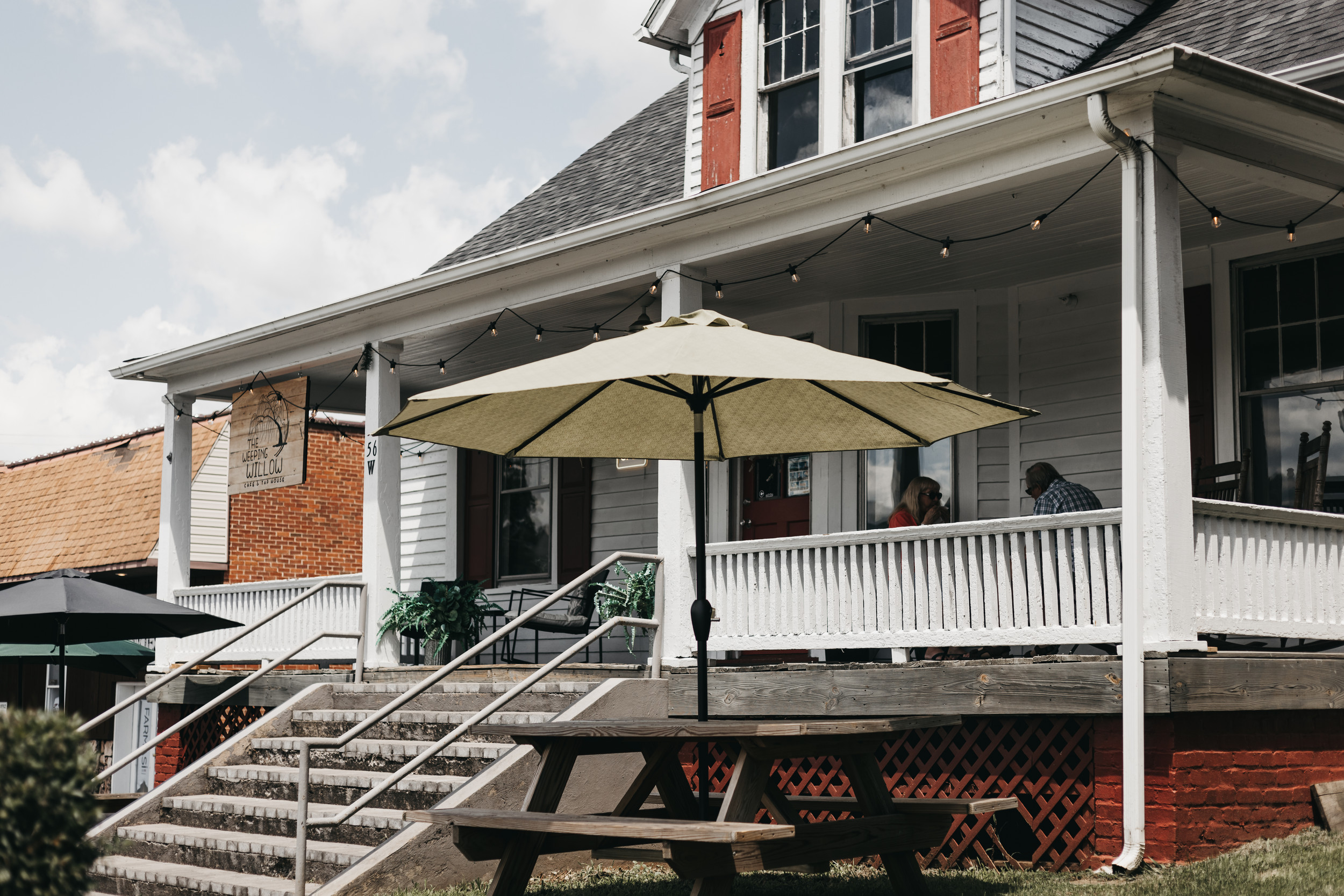 The Weeping Willow Cafe & Tap House in Lebanon, VA