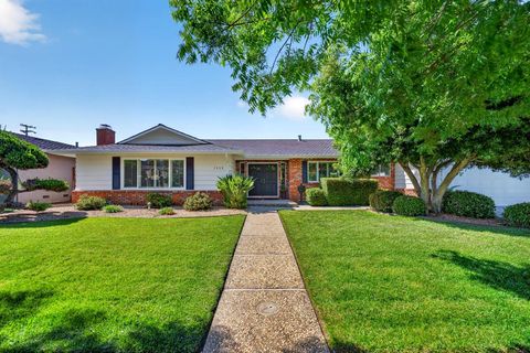 Xavier Williams – Realtor® & Mortgage Broker | REAL Brokerage in Byron, CA (5)