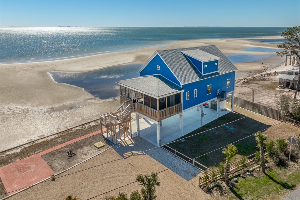 Sandy Beach Properties in Carrabelle, FL