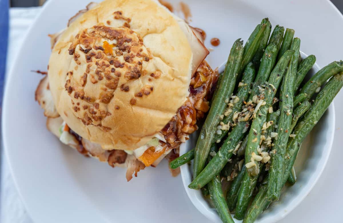 Fat Joe's Burgers & Brew in Fond du Lac, WI (4)