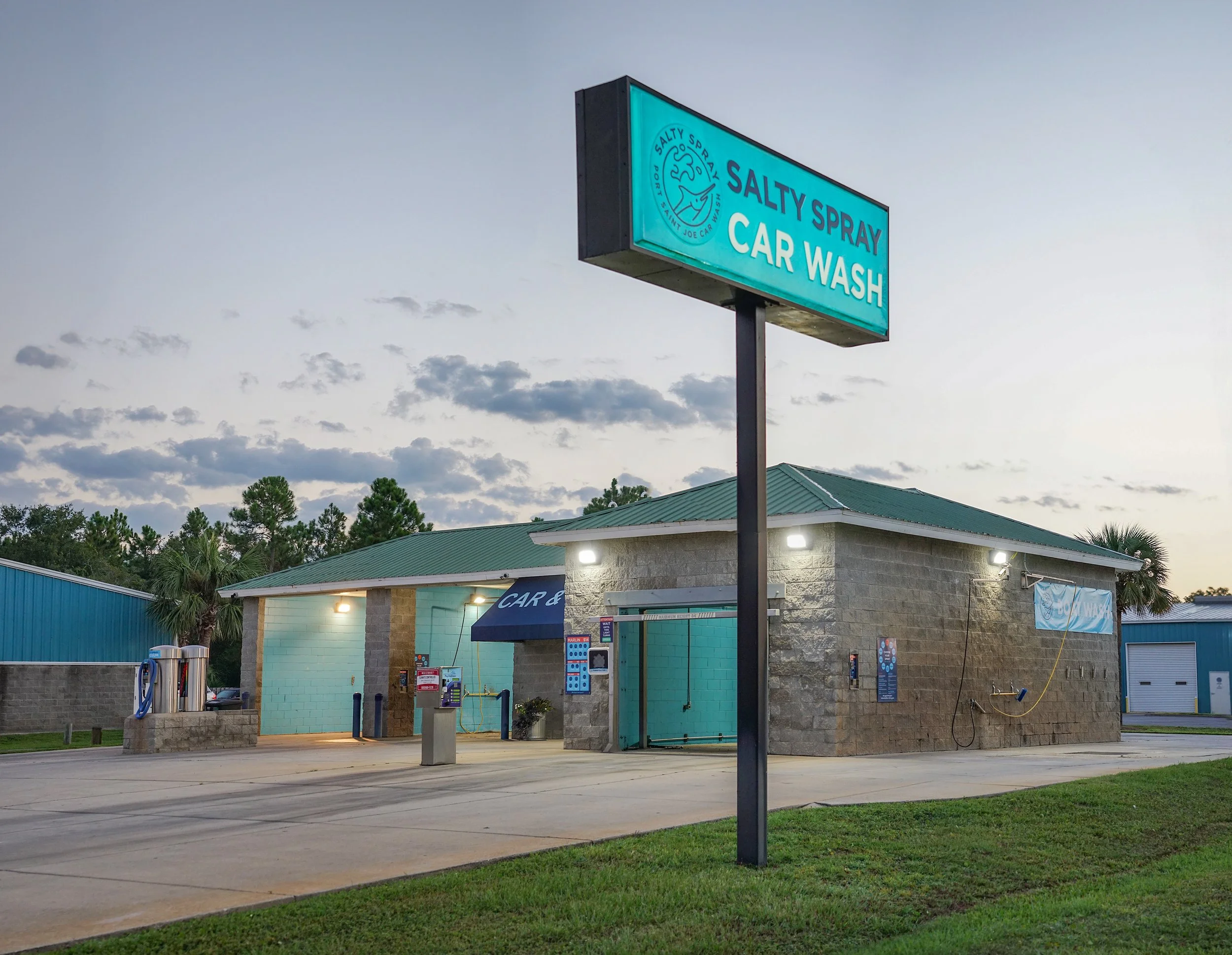 Salty Spray Car Wash in Port St Joe, FL (2)