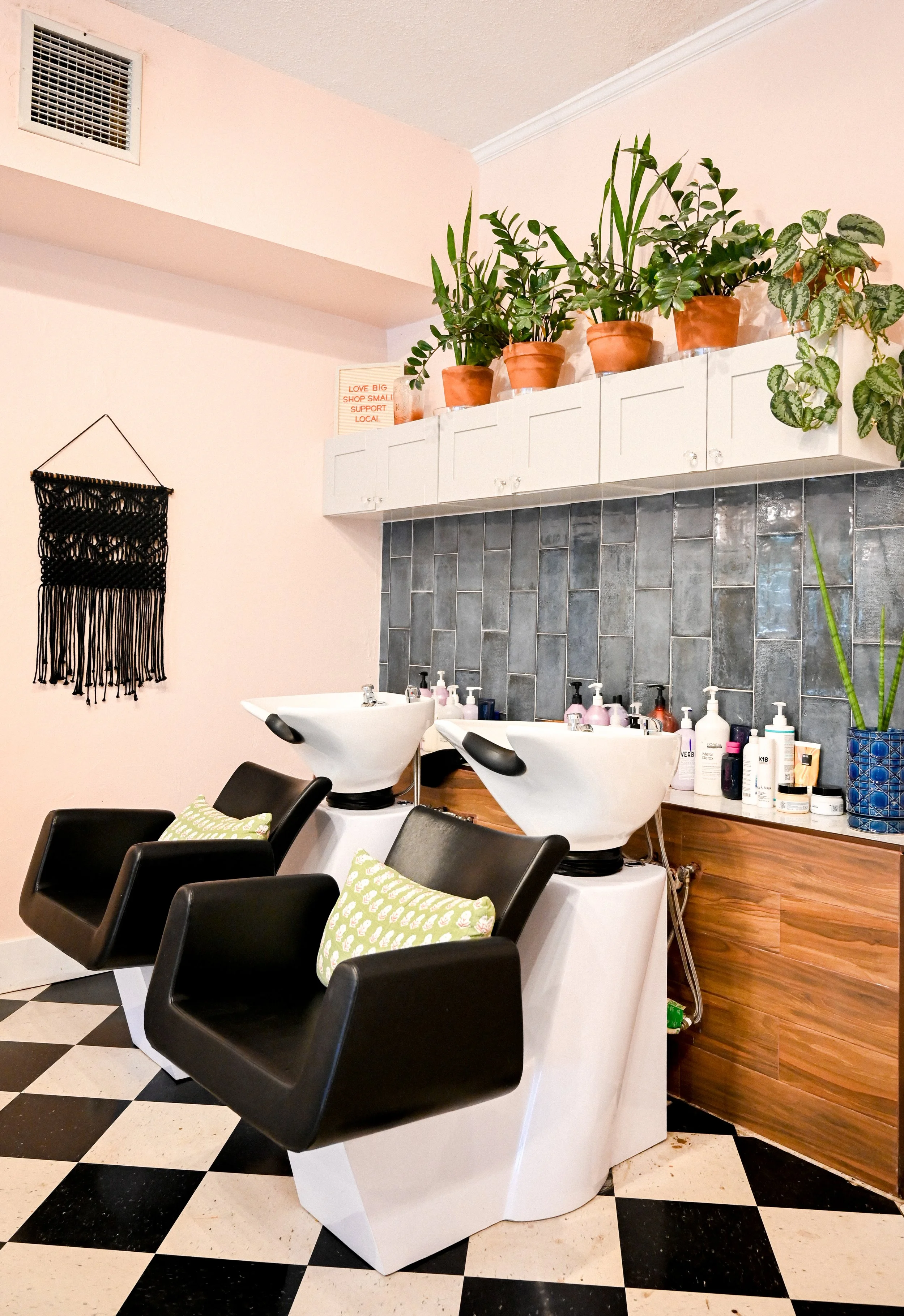 Saturn Salon Pasadena in South Pasadena, FL (2)