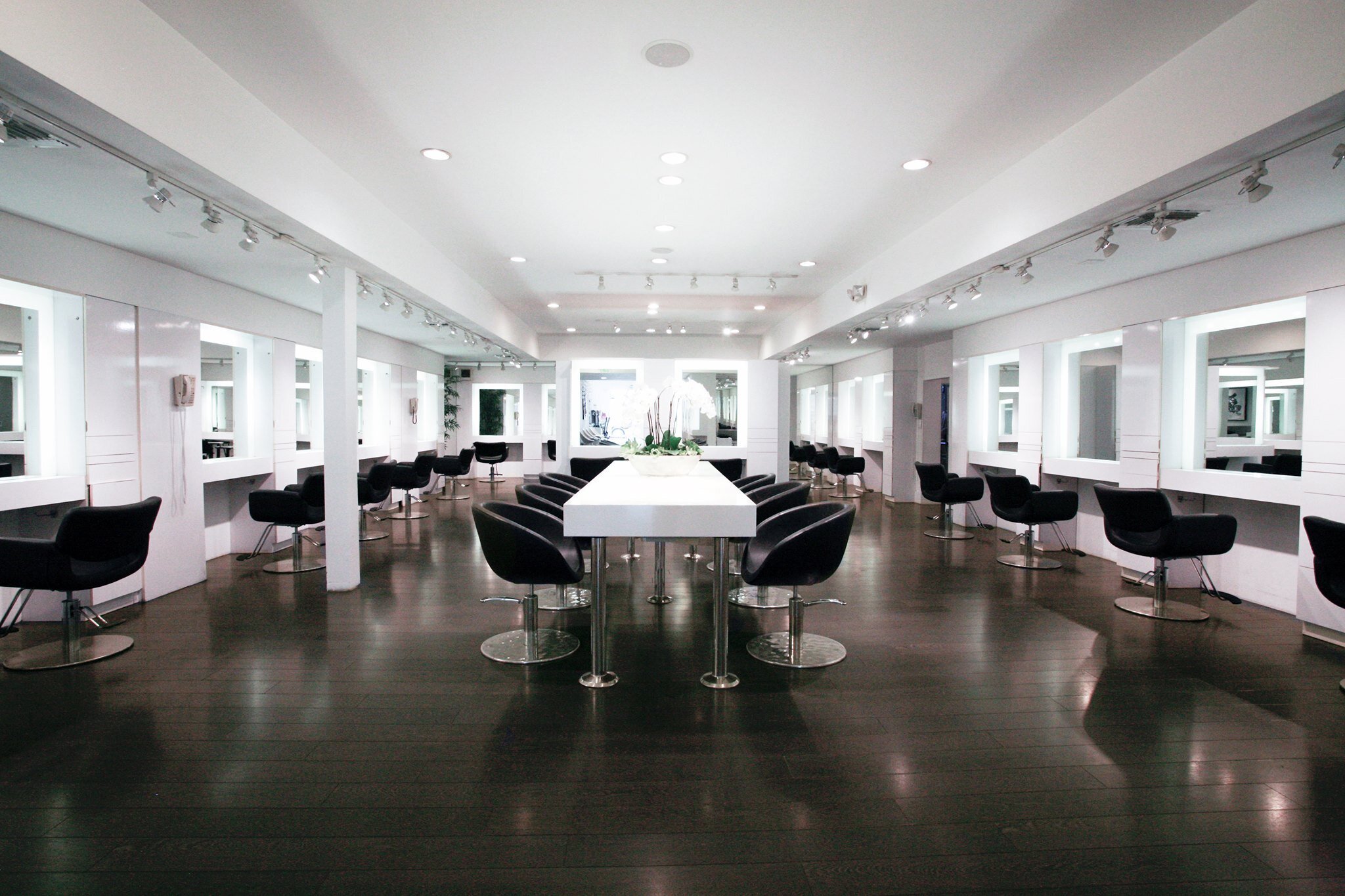 Cristophe Beverly Hills Salon in Beverly Hills, CA (3)