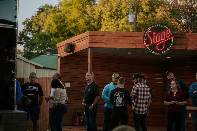 Fig's Backyard in Tool, TX (6)